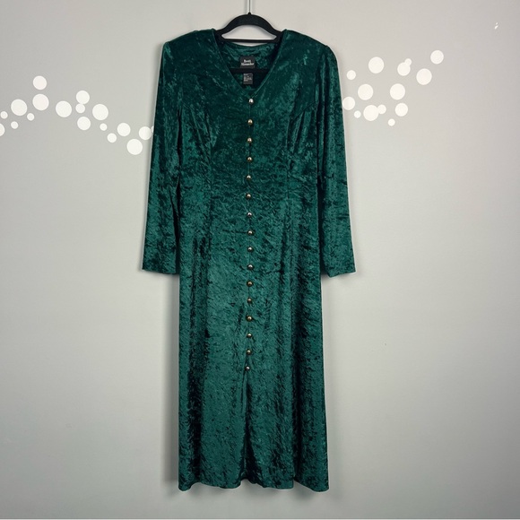 Brett Alixander Dresses & Skirts - Vintage Brett Alixander Emerald Green Crushed Velvet Corset Back Dress Size 14